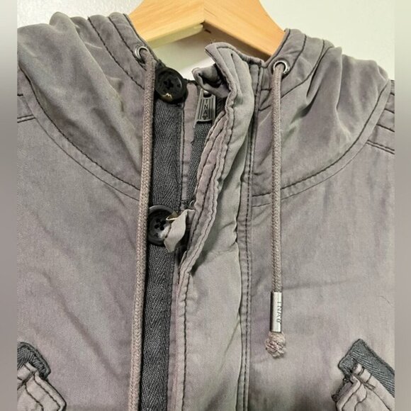 TNA Aritzia “Platoon” Military Jacket Gray Quilted Hooded Size S - Picture 3 of 16